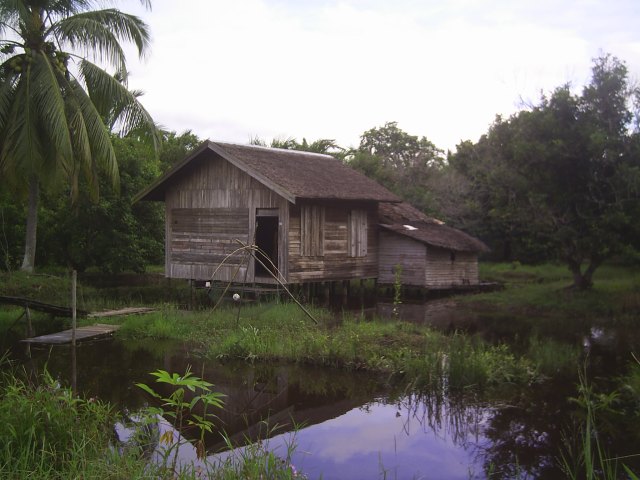 Rumah Diatas Air