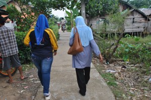 Observasi Keramik Filter oleh Ibu Agustina Lubis