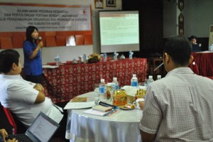 IbuTrisnaHandayani SH (PMI Kota Palangkaraya)