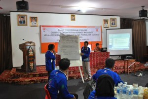 presntasi oleh desa Terusan raya